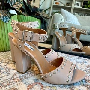 Steve Madden Beaded Heel in Nude